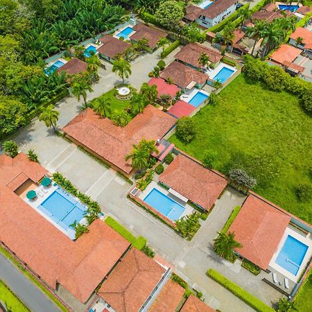 Hotel Paloverde Villas Campestres Apiay Eksteriør billede